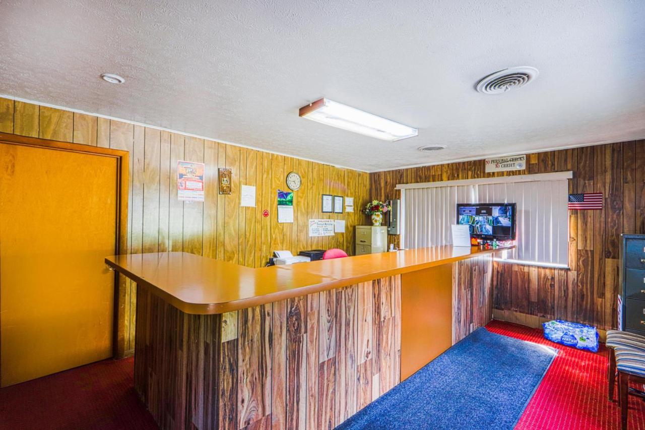 Patriot Inn Motel Beaver Wv, By Oyo ภายนอก รูปภาพ