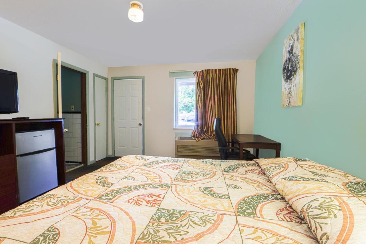 Patriot Inn Motel Beaver Wv, By Oyo ภายนอก รูปภาพ